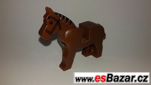 LEGO kůň, hnědý – fotografie 1