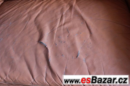 Sedačka/gauč z pravé kůže – fotografie 4