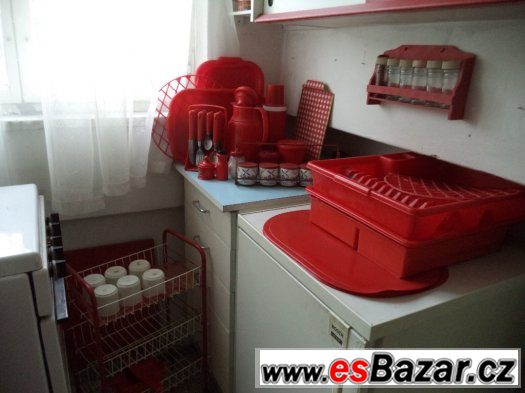 CERVENE DOPLNKY DO KUCHYNE + dalsi kuchynske potreby – fotografie 1
