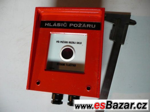 Tlačítko hlášení požáru – fotografie 1