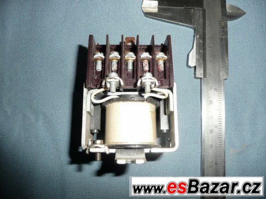 Elektrické stykače 6A, 16A, 25A, relé RP301 – fotografie 4