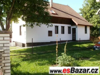 Rodinný dům s 2 byty
