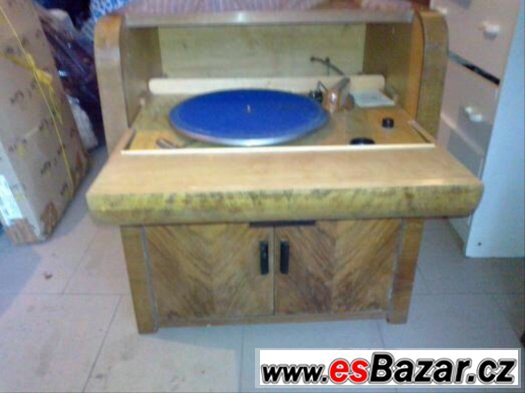 Elektrický gramofon 1947 – fotografie 1