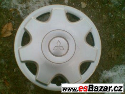 Mitsubishi:prodám pouze jednu poklici,r.v.2001,14 palcu, – fotografie 1