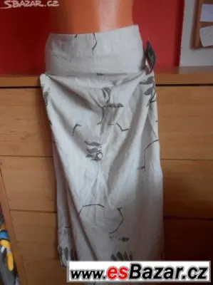 nová značková sukně
