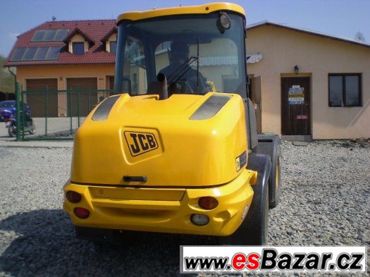 JCB 406 – fotografie 3