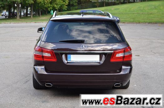 Mercedes-Benz  E 350 CDI AUT 4X4,Avantg,vzduch,panoram,Distr – fotografie 3