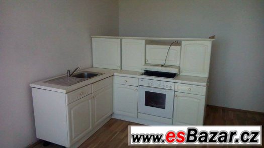Kuchyňská linka 210/170 cm – fotografie 1