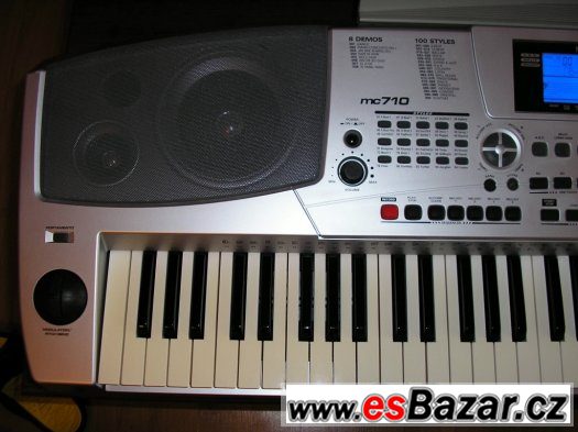klávesy Medeli mc710 – fotografie 2