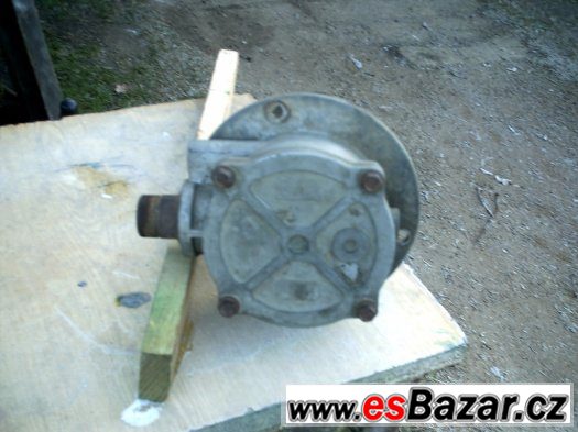 hydraulický filtr – fotografie 1
