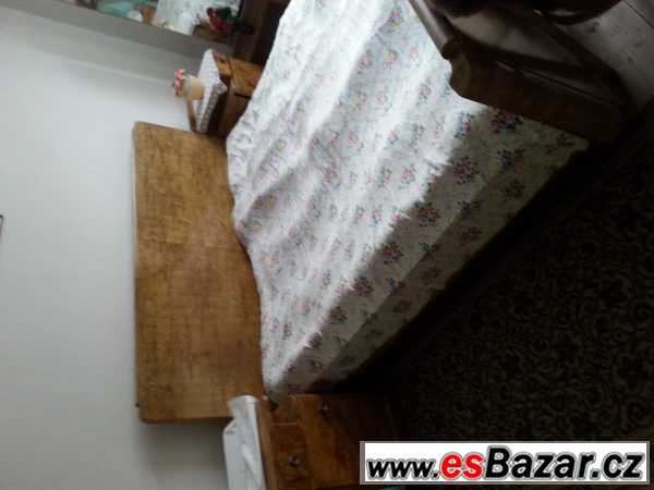 Starožitná kompletní ložnice – fotografie 2
