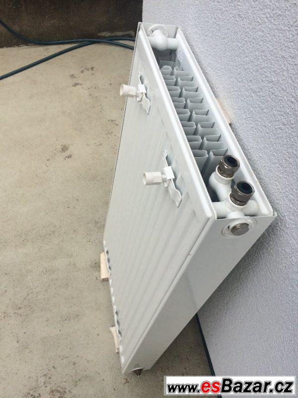 Radiator ve výborném stavu levně! – fotografie 2