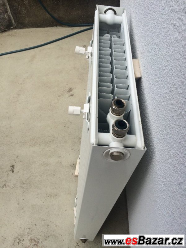 Radiator ve výborném stavu levně! – fotografie 3
