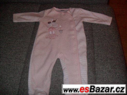 Fleesový celopropínací overálek, vel.3-6m (68).,zn.F&F,SLEVA – fotografie 1