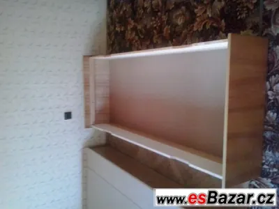 Postele z úložným prostorem