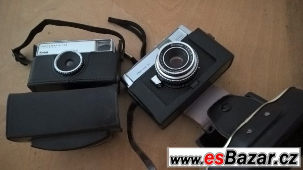 Obsáhlá sbírka fotoaparátů – fotografie 5