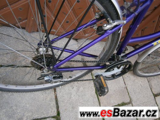 trekingové kolo, dámské-LION BIKES (vel. 38 palců) – fotografie 3