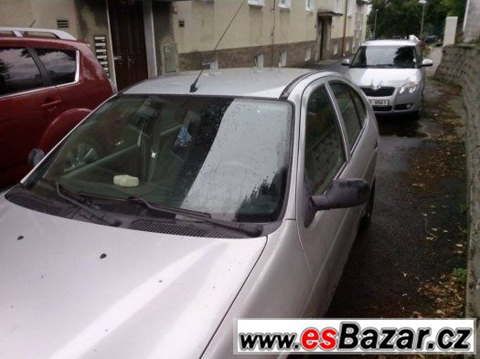 Renault Megane 1.6 rok 1998 – fotografie 4