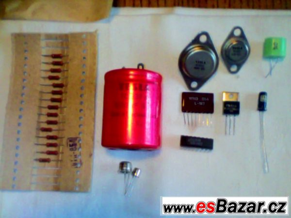 ELEKTRONICKÉ SOUČÁSTKY – fotografie 5