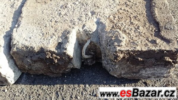 Betonové panely starší-0,6x3x0,20 – fotografie 3