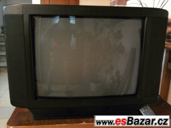 Barevný televizor Tesla TV S55TS – fotografie 1