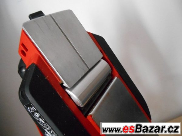 Elektrický hoblík Black&Decker – fotografie 5