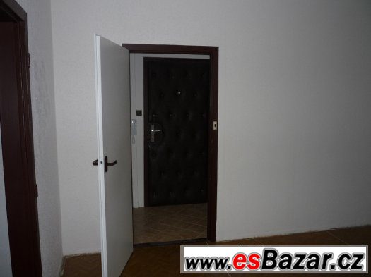 Prodám byt 2+1 v Bruntále, ulice Okružní – fotografie 4