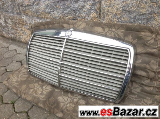 Mercedes Benz přední maska [REZERVACE] – fotografie 1