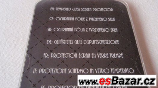 Ochranné tvrzené sklo univerzální na 4,5" displej telefon – fotografie 5