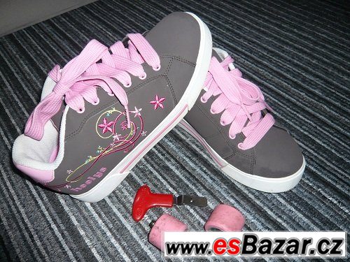 Boty Heelys s kolečky  – fotografie 2
