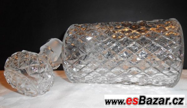 Broušená skleněná karafa 0,7 l – fotografie 3
