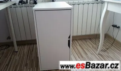 PRODÁM SKŘÍŇKU IKEA BÍLÁ