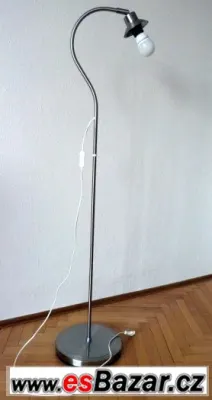 Vysoká stojací lampa KROBY.