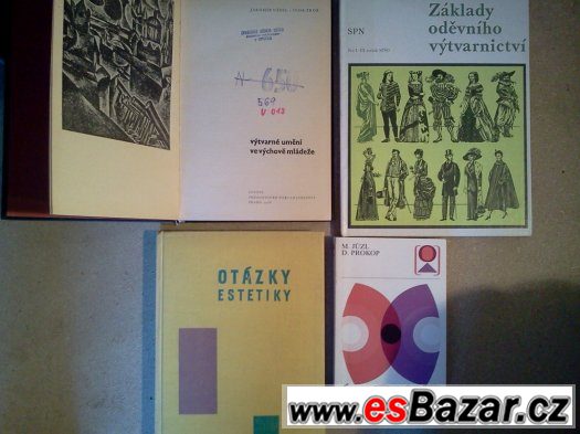 Různé knihy – fotografie 1