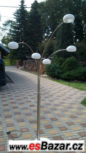 Nová stojací lampa LED – fotografie 1