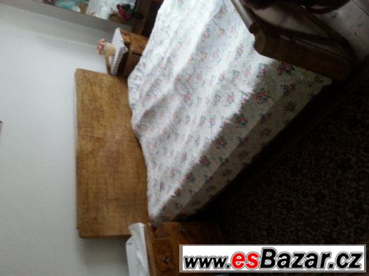 Starožitná kompletní ložnice – fotografie 2