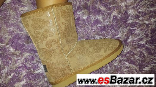 UGG válenky boty kozačky – fotografie 3