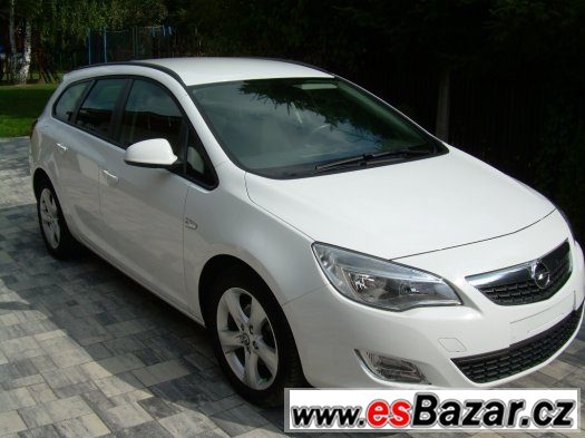 Opel Astra,1.7TDCi,92kW,luxusní stav i vábava,krásné auto – fotografie 2