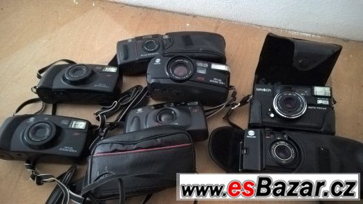 Obsáhlá sbírka fotoaparátů – fotografie 4