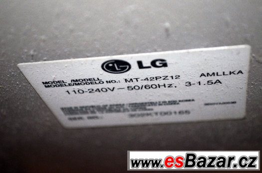 LG plasma TV s příslušenstvím – fotografie 3