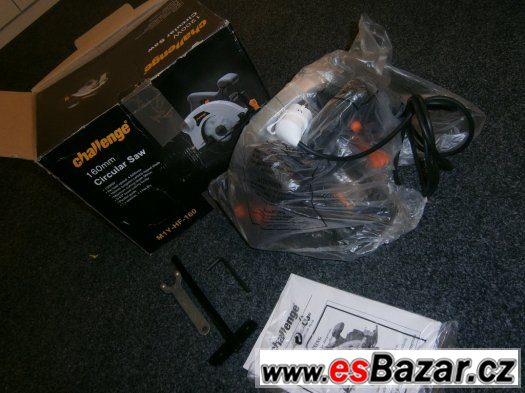 Okružní pila 1200w – fotografie 2