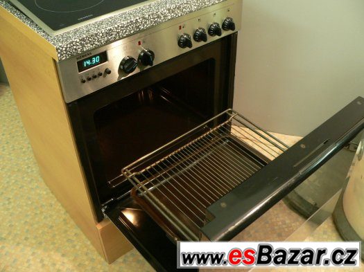 Nerezový vestavný sporák Siemens HE 40851, vyjížděcí dveře – fotografie 5