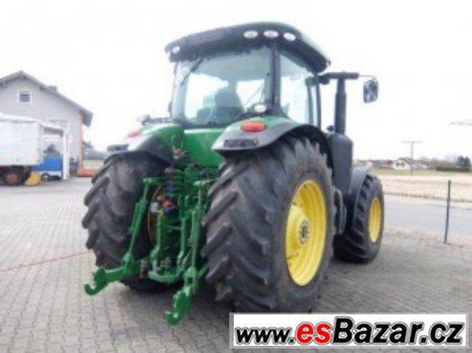 traktor Jonh Deere 8360 R – fotografie 4