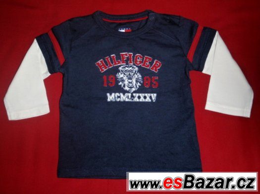031- Setík tričko TOMMY HILFIGER+3x jeans+vestička NEXT 3-6m – fotografie 2