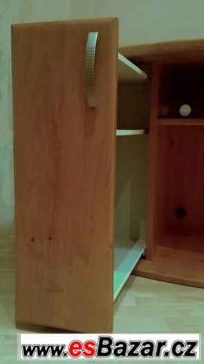 Stolek pod TV z masivu - vyrobeno na zakázku – fotografie 4