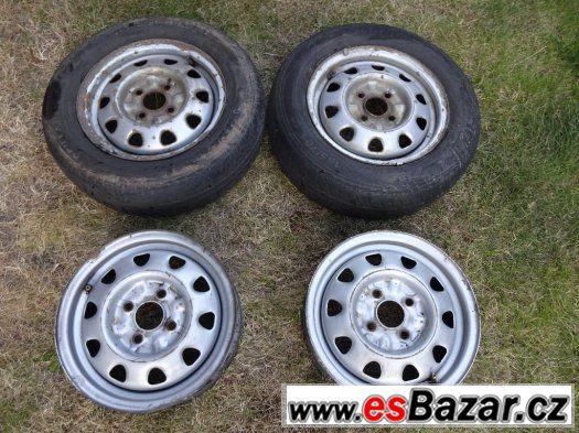 Plechové disky na felicii  (kola 165/70 R13) – fotografie 1
