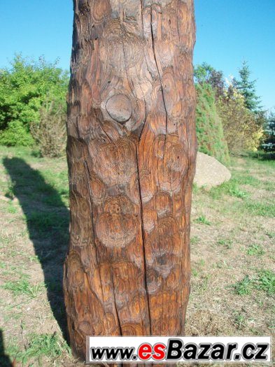 Zahradní dekorace, pranýř 240 cm, sochy do zahrady. – fotografie 3