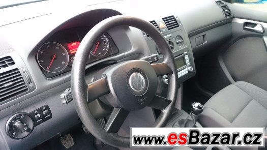 VW Touran 2.0TDi – fotografie 5