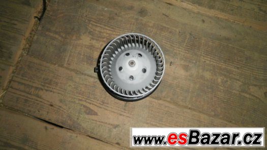 Prodám náhradní díly Renault-ventilátor topení a klimatizace – fotografie 4