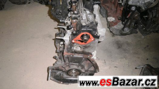 Prodám náhradní díly Renault-motor 1,5dci,výkon 78KW,81KW – fotografie 3